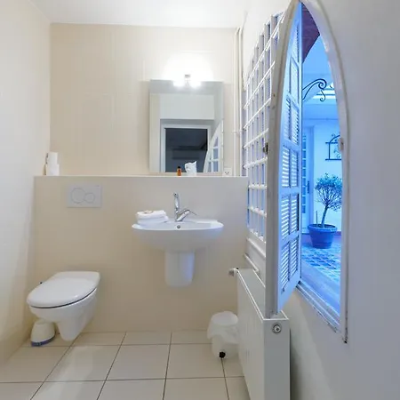 Wilson Hostel