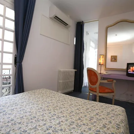 Wilson Hostel *